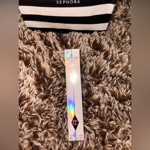 Charlotte Tilbury Glowgasm Beauty Light Wand Blush “Pinkgasm”